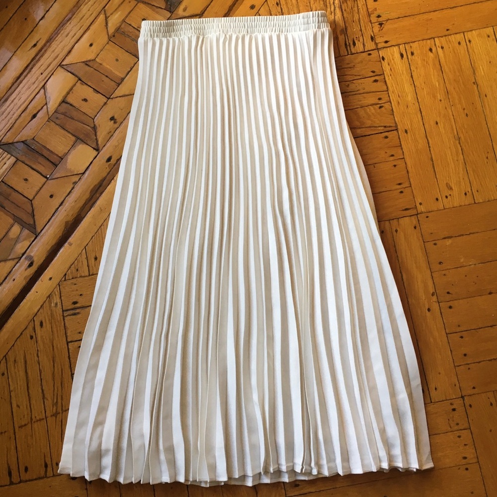 Pleated Ivory Maxi Skirt